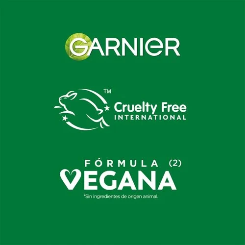 Cremas de cara cruelty free Toque Seco de Garnier con vitamina C para eliminar manchas negras de la piel